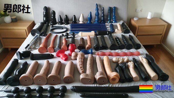 口罩塞袜子、收集性玩具……精英们私下都在玩什么？ - 51虹马