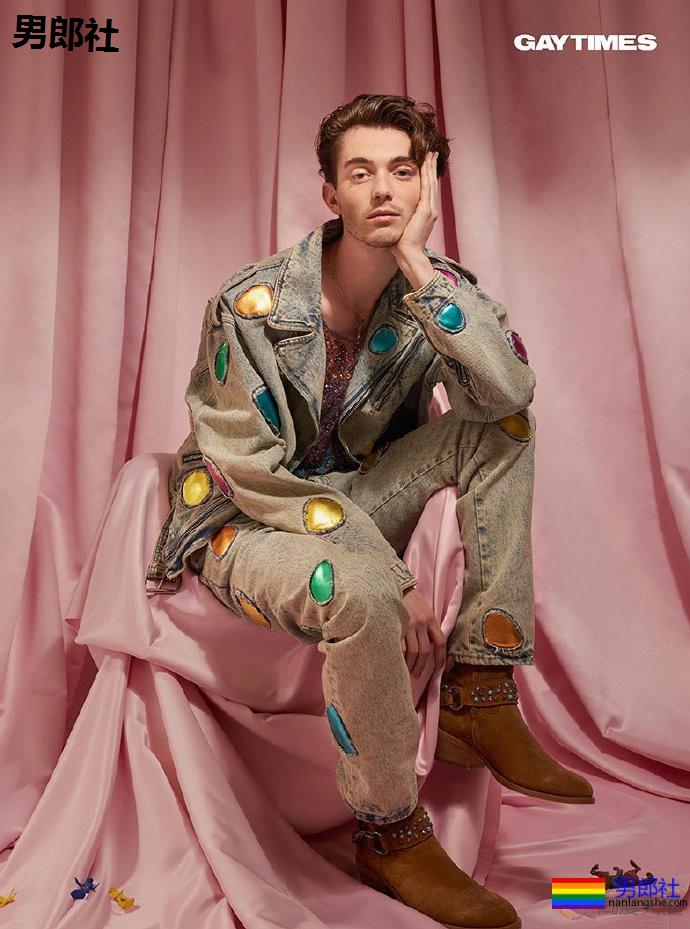 灰森亮相《Gay Times》封面-51虹马