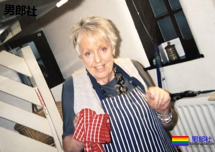 曾经感动数万人的“彩虹祖母”因新冠肺炎病逝-51虹马