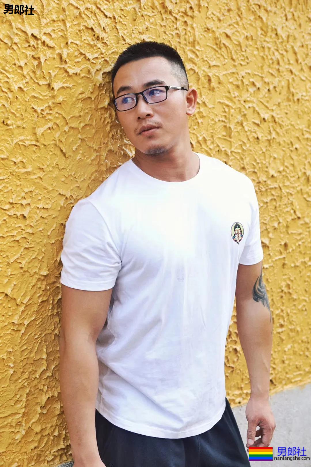 GOGOBOY的职场潜规则 - 51虹马