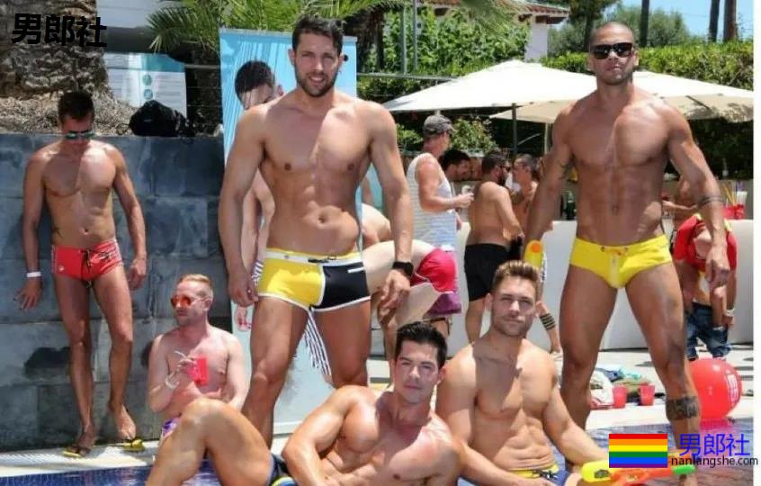 西班牙最SAO两大同志小镇PK,哪个更好玩? - 51虹马 西班牙最SAO两大同志小镇PK,哪个更好玩? - 51虹马