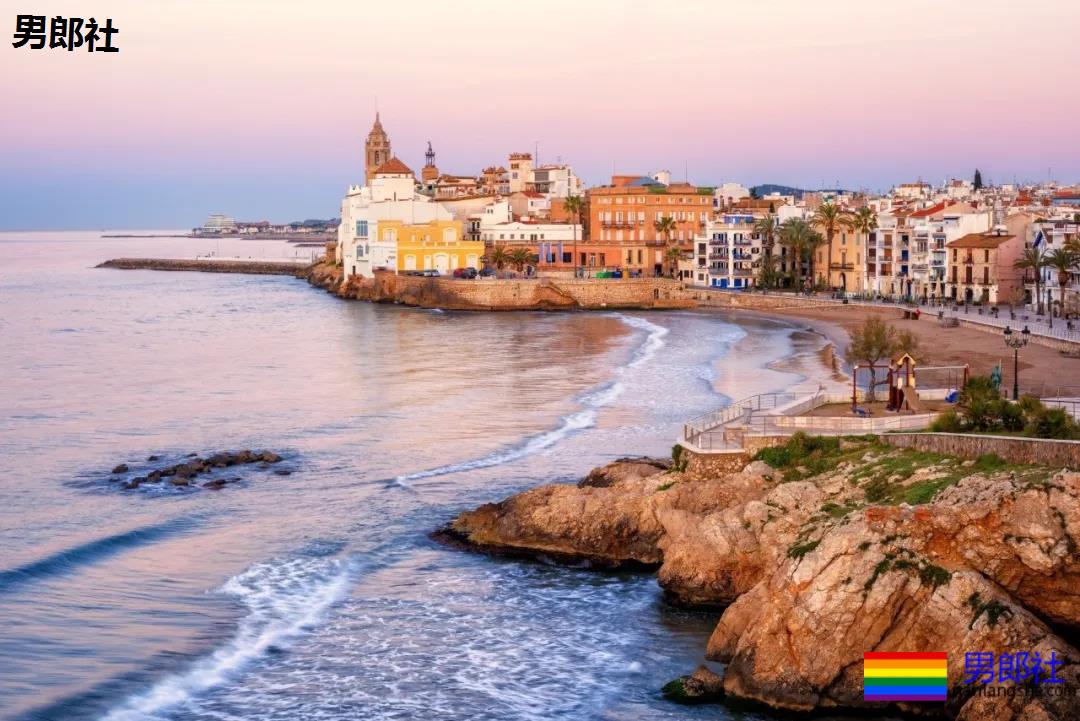 西班牙最SAO两大同志小镇PK,哪个更好玩? - 51虹马 西班牙最SAO两大同志小镇PK,哪个更好玩? - 51虹马