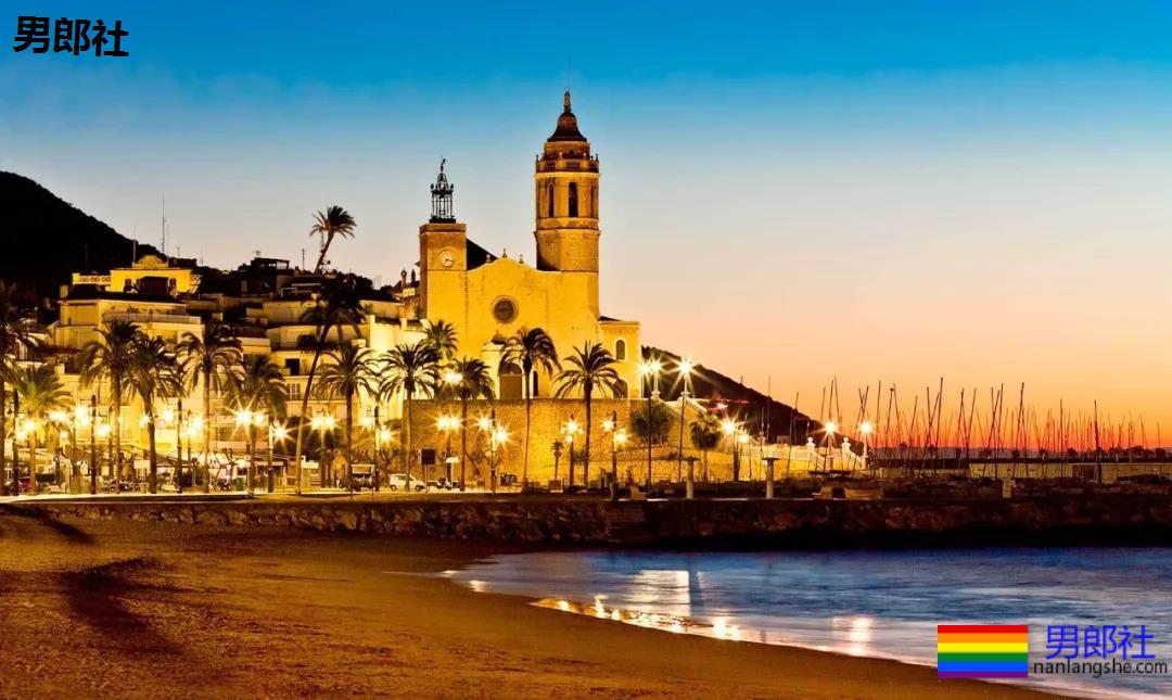 西班牙最SAO两大同志小镇PK,哪个更好玩? - 51虹马 西班牙最SAO两大同志小镇PK,哪个更好玩? - 51虹马