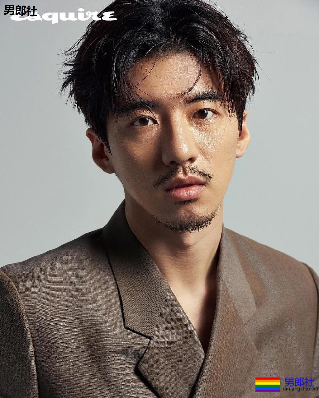 "成化十四年"兄弟共浴秀身材!这个186肌肉天菜曾演过稞戏! - 51虹马 "成化十四年"兄弟共浴秀身材!这个186肌肉天菜曾演过稞戏! - 51虹马