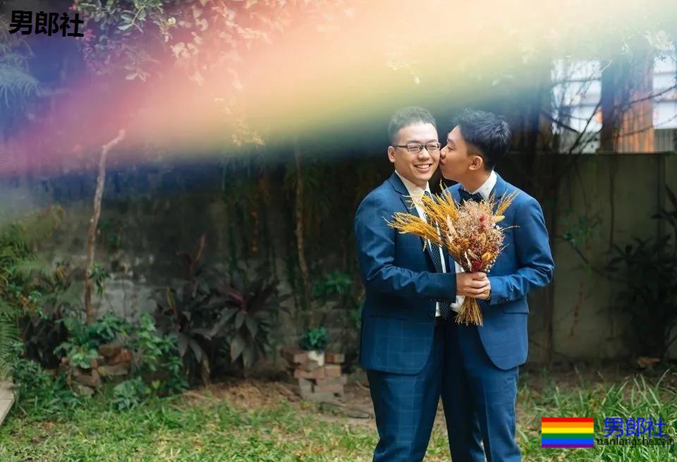 一对同志情侣结婚了！ - 51虹马