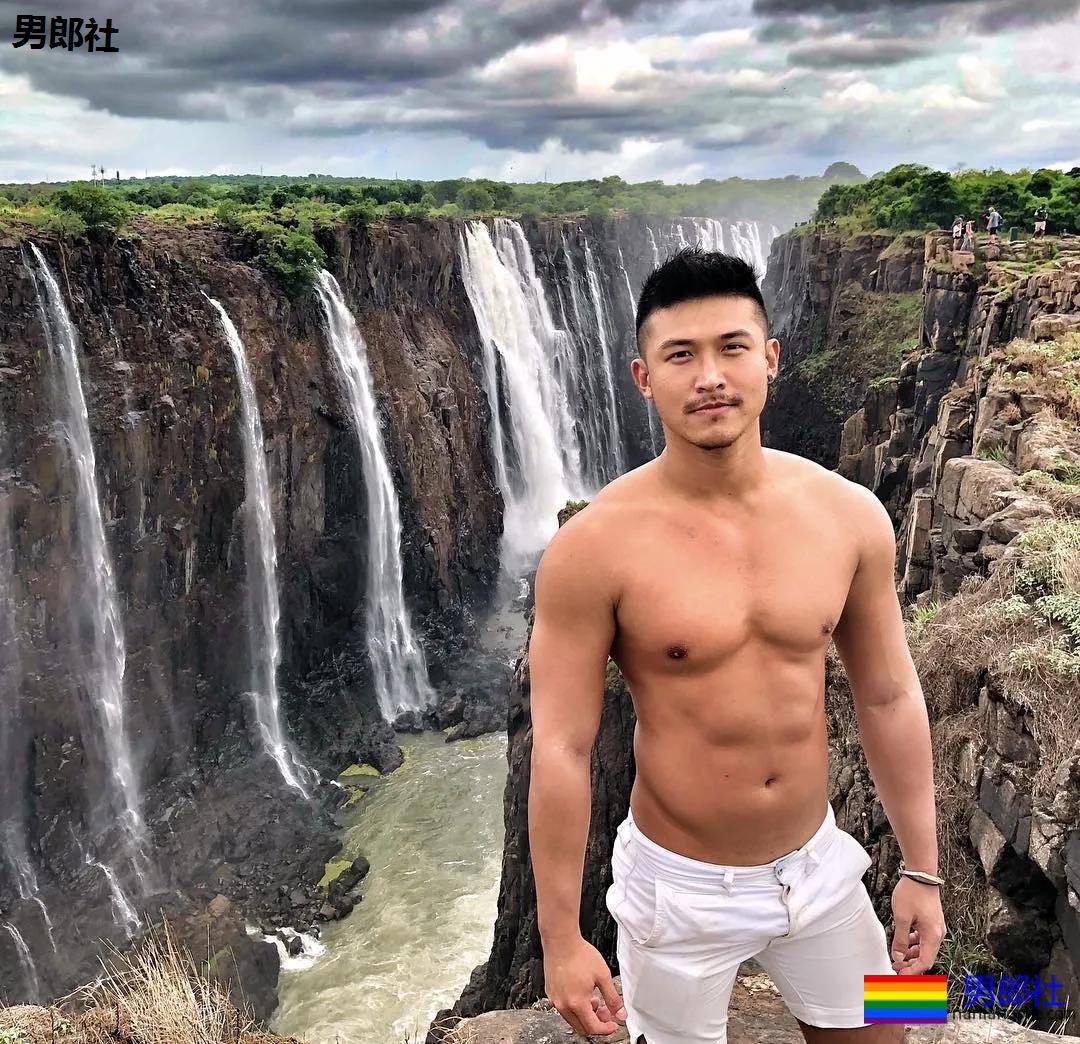 两段感情后,我做了MB - 51虹马 两段感情后,我做了MB - 51虹马