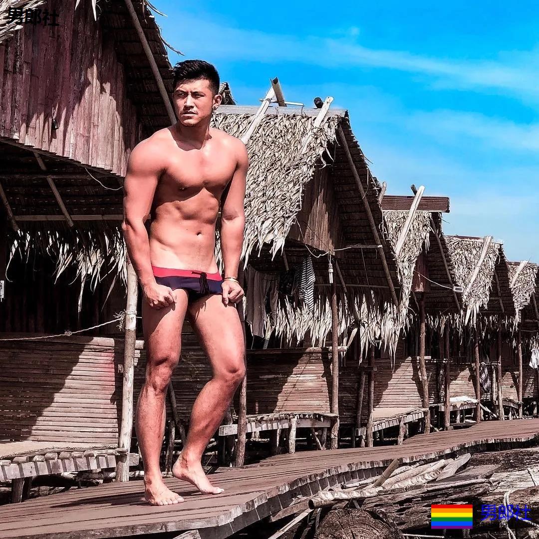 两段感情后,我做了MB - 51虹马 两段感情后,我做了MB - 51虹马