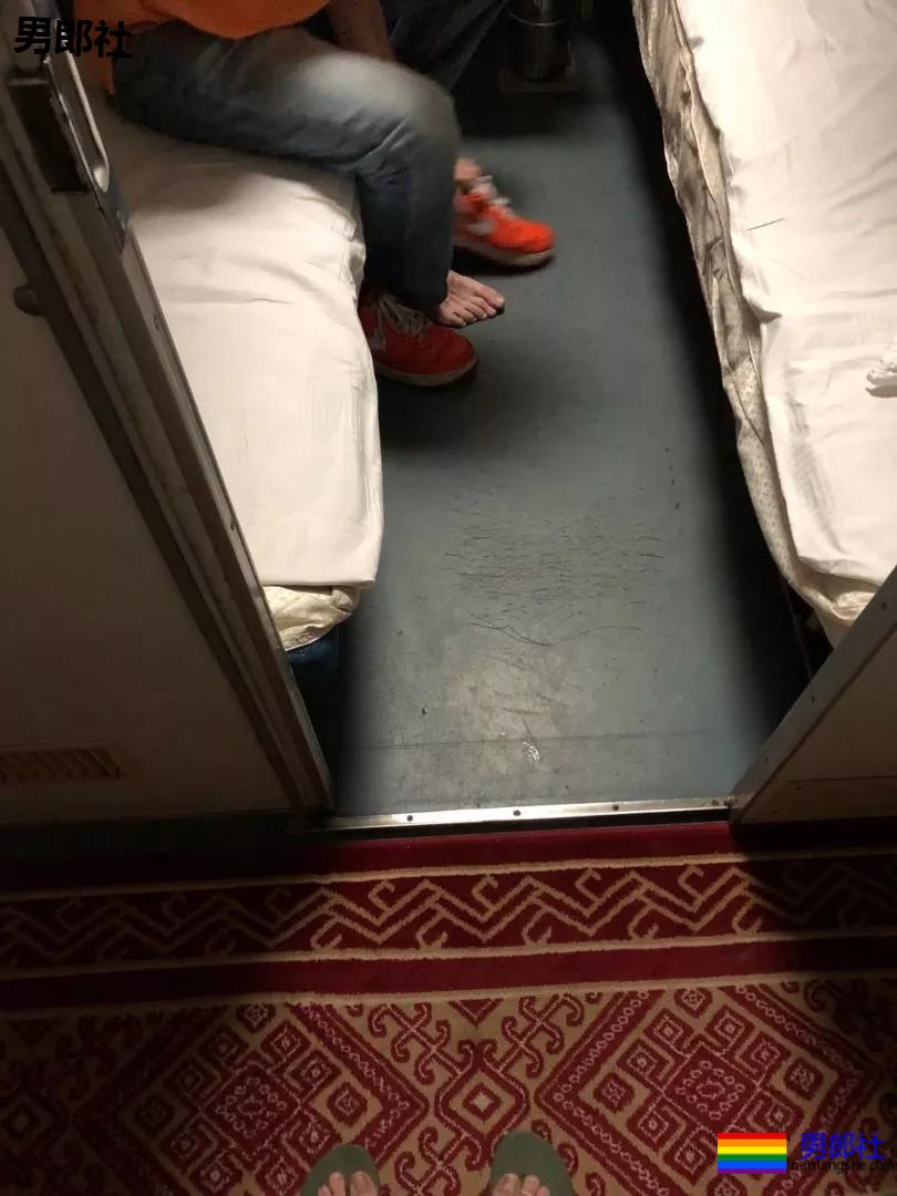 一场惊心动魄的动车约炮-51虹马