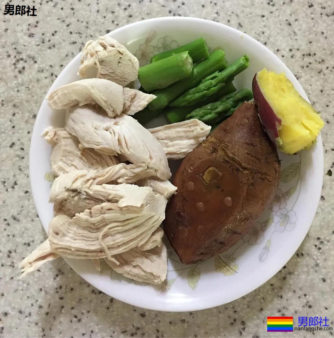 韩国健美小狼狗在舞台上释放荷尔蒙 - 51虹马