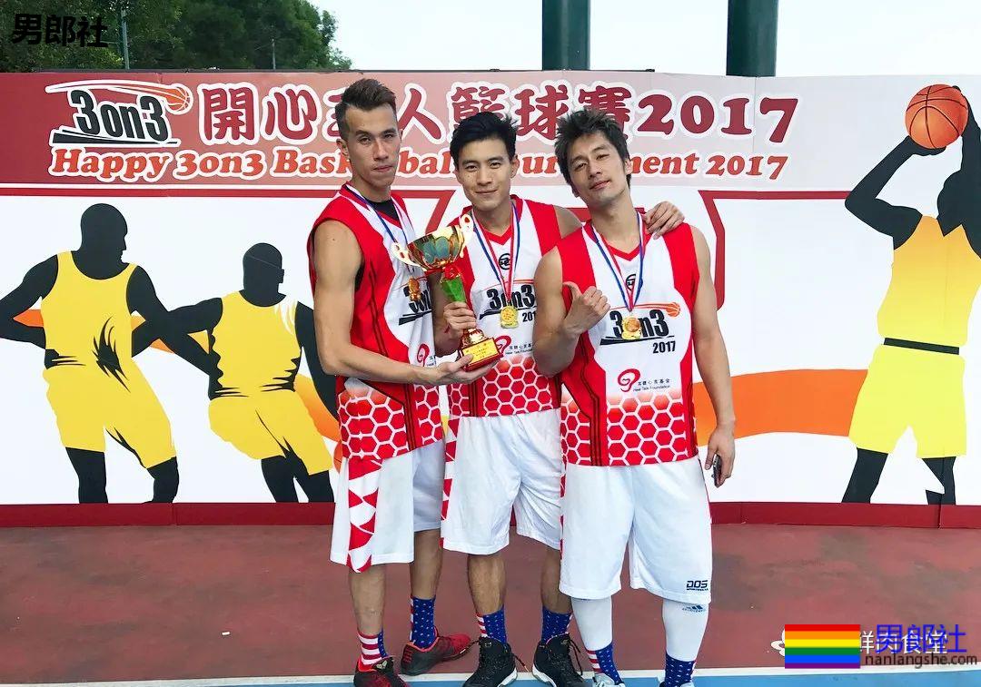 肌肉男扛不住诱惑下海，如今翻身当老板！ - 51虹马