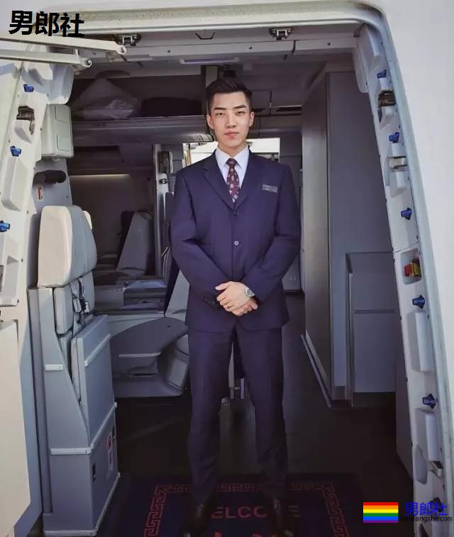 空少！肌肉！185！竟然是个奴！ - 51虹马