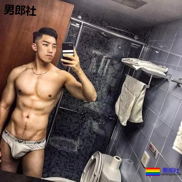 空少！肌肉！185！竟然是个奴！ - 51虹马