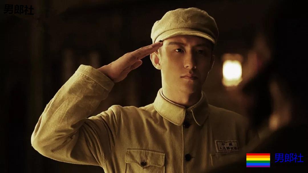 盯档喵老公黄景瑜上演制服杀!海陆空硬气军装照刷屏,好A! - 51虹马 盯档喵老公黄景瑜上演制服杀!海陆空硬气军装照刷屏,好A! - 51虹马