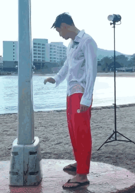 盯档喵老公黄景瑜上演制服杀!海陆空硬气军装照刷屏,好A! - 51虹马 盯档喵老公黄景瑜上演制服杀!海陆空硬气军装照刷屏,好A! - 51虹马