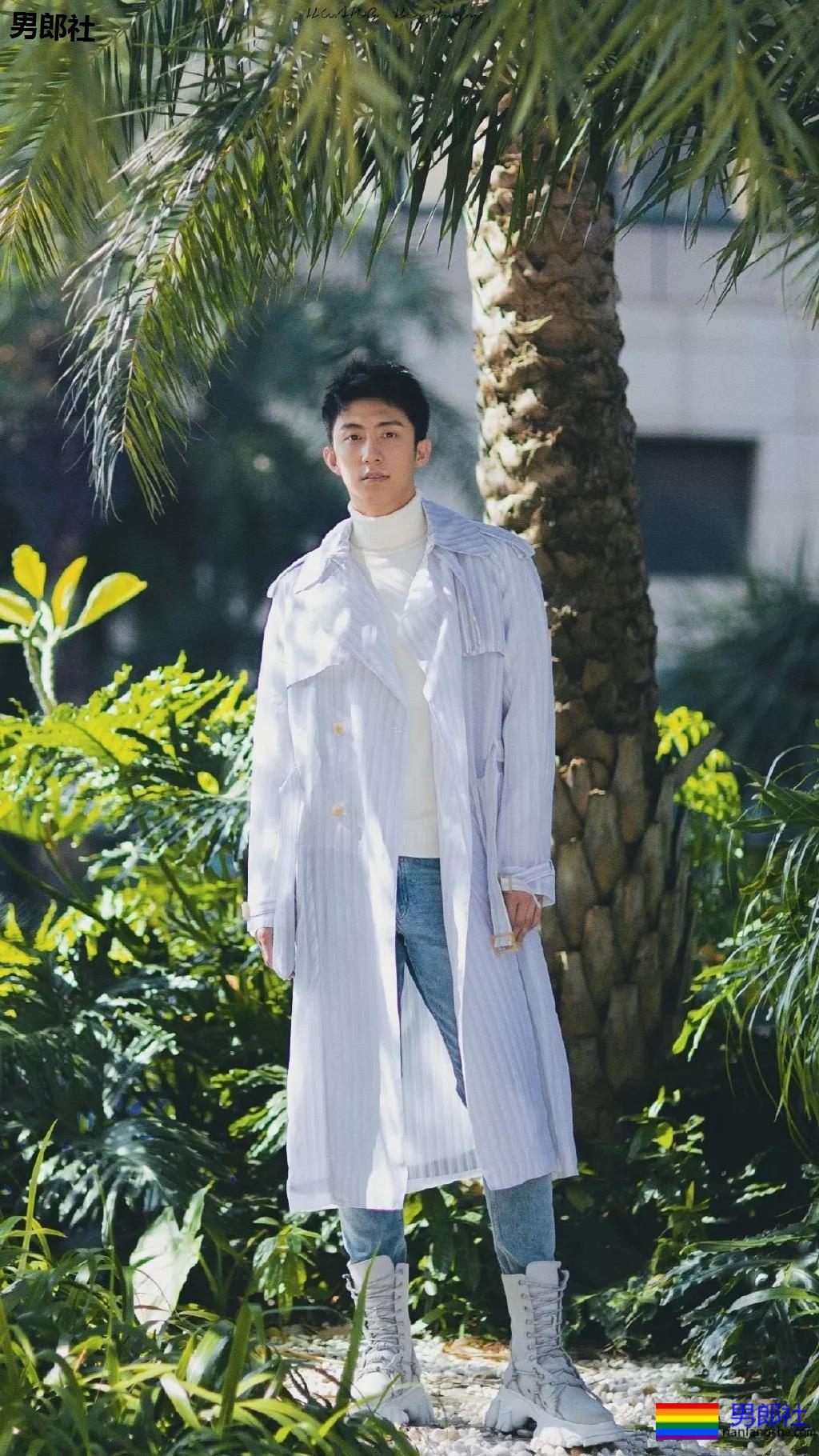 盯档喵老公黄景瑜上演制服杀!海陆空硬气军装照刷屏,好A! - 51虹马 盯档喵老公黄景瑜上演制服杀!海陆空硬气军装照刷屏,好A! - 51虹马