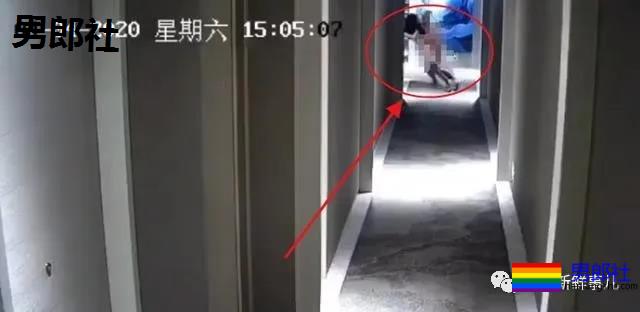 男子扮女装与网友开房，被发现后遭对方暴打 - 51虹马