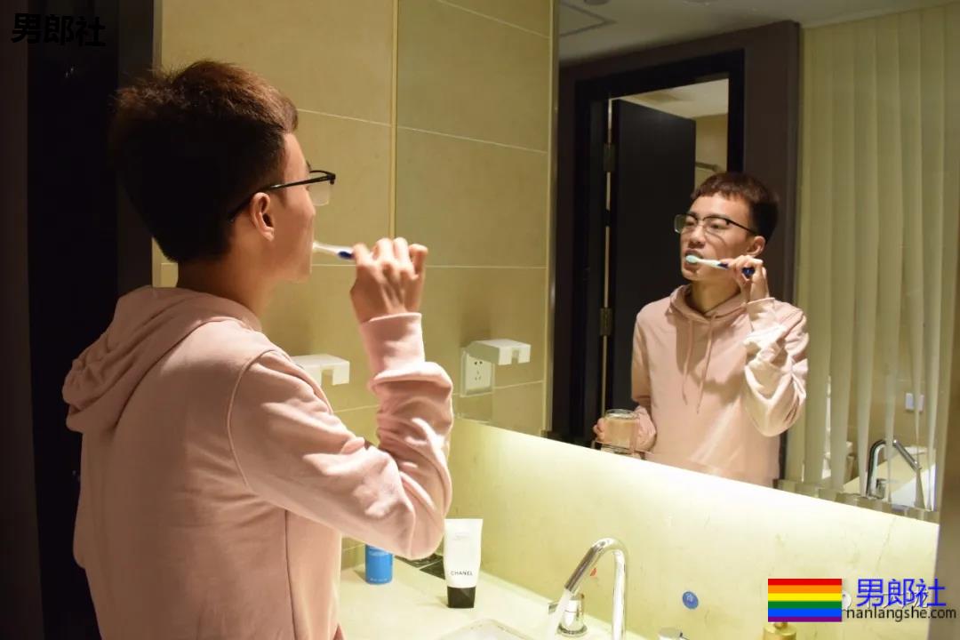 长沙网红王港：我做性工作是因为喜欢，无关金钱 - 51虹马