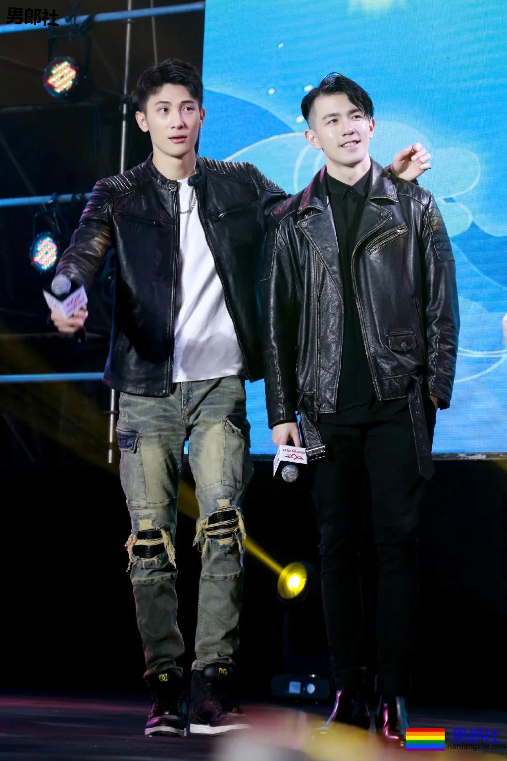 龚子棋李向哲在家脱衣这么玩！两身腱子肉惹网友尖叫！-51虹马