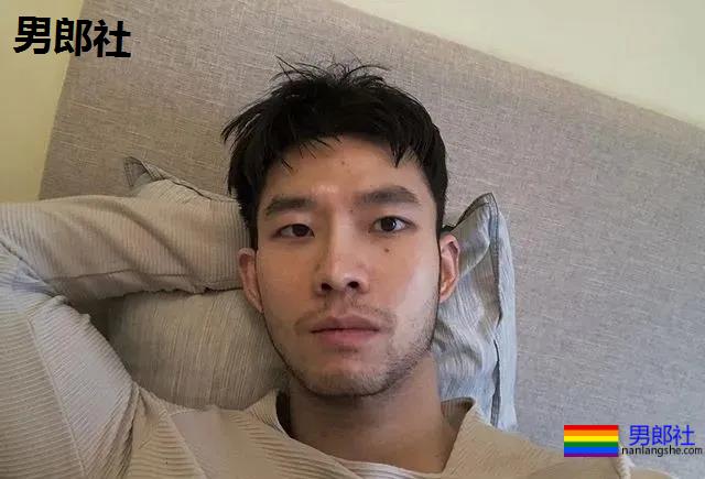 寸头大鼻子网红硬照一览，这胸肌未免太犯规了！ - 51虹马