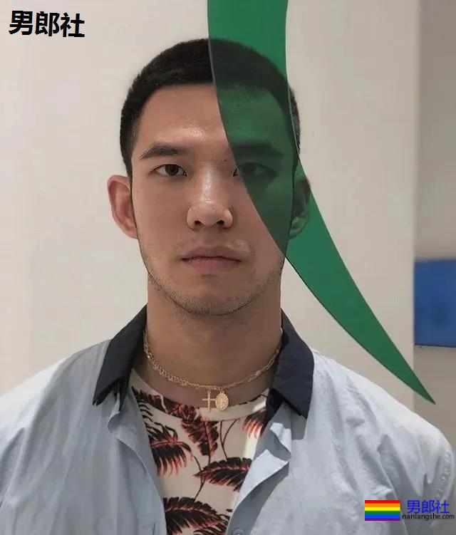 寸头大鼻子网红硬照一览，这胸肌未免太犯规了！ - 51虹马