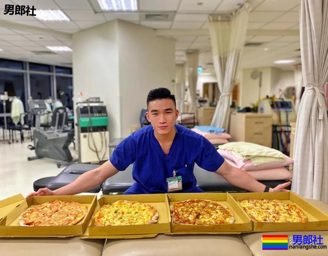 退役灭火员去做了医生,大胸粗臂不知道会不会打针 - 51虹马 退役灭火员去做了医生,大胸粗臂不知道会不会打针 - 51虹马