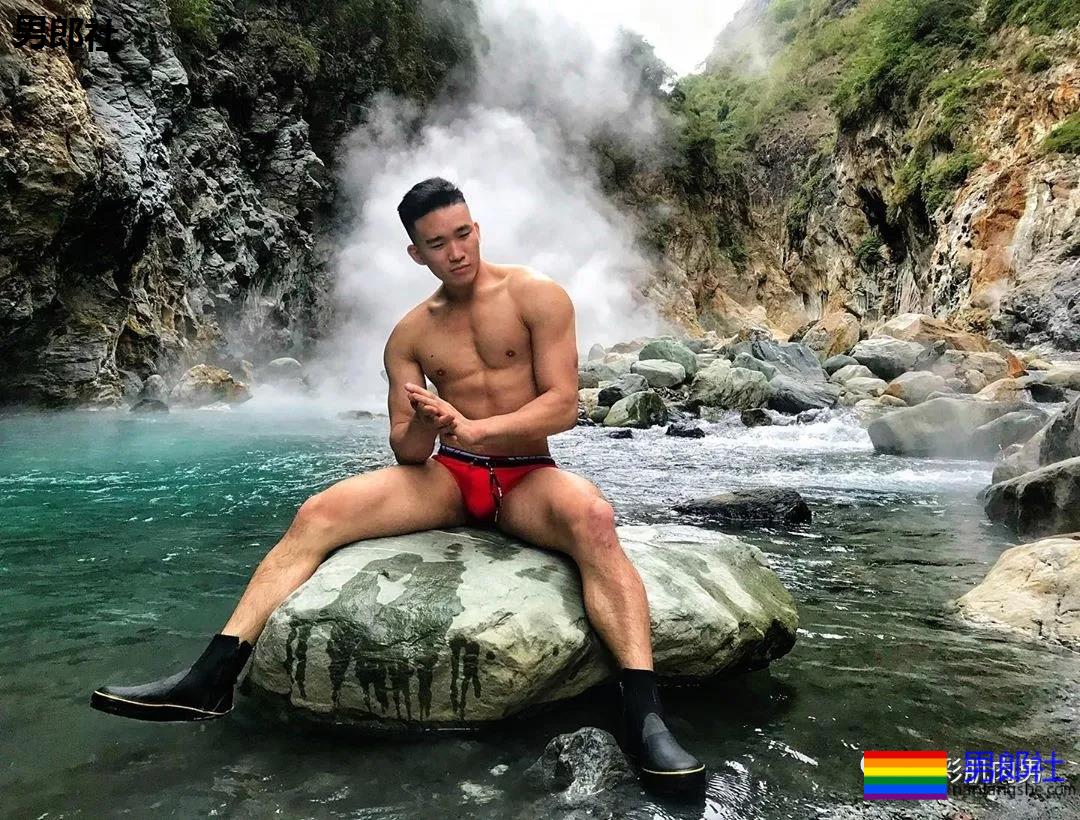 退役灭火员去做了医生,大胸粗臂不知道会不会打针 - 51虹马 退役灭火员去做了医生,大胸粗臂不知道会不会打针 - 51虹马