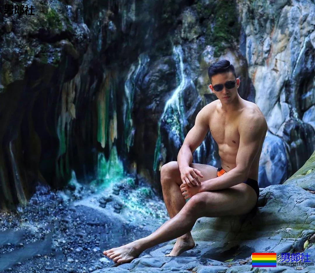 退役灭火员去做了医生,大胸粗臂不知道会不会打针 - 51虹马 退役灭火员去做了医生,大胸粗臂不知道会不会打针 - 51虹马