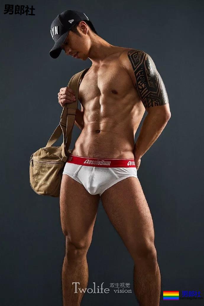 充满魅力的型男肌肉秀-TwoLife视觉 - 51虹马