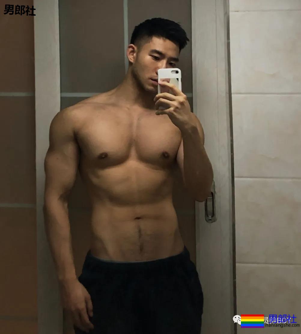 当185CM大鼻子重庆崽儿练出大胸肌之后 - 51虹马 当185CM大鼻子重庆崽儿练出大胸肌之后 - 51虹马