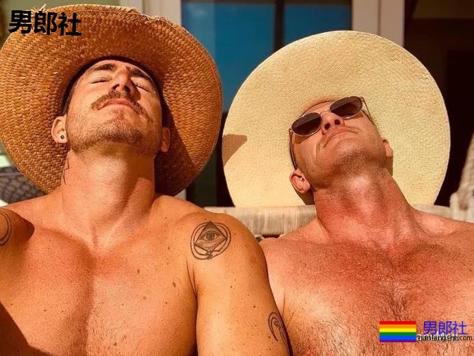 国民老公卢克·伊万斯与男友放闪 拍下居家影片的摄影师就是男友！ - 51虹马