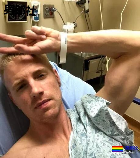 《行尸走肉》男星凌晨严正声明：“我是1号！我很懒，没办法当0号” - 51虹马