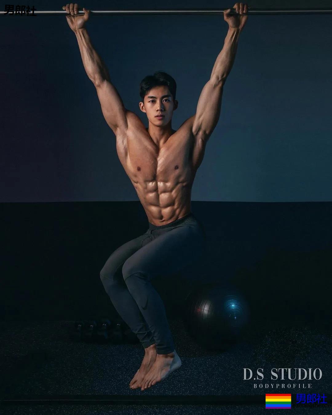 INS上帅到模糊的小狼狗,与比赛对手关系匪浅,视频中荷尔蒙气息扑鼻而来 - 51虹马 INS上帅到模糊的小狼狗,与比赛对手关系匪浅,视频中荷尔蒙气息扑鼻而来 - 51虹马