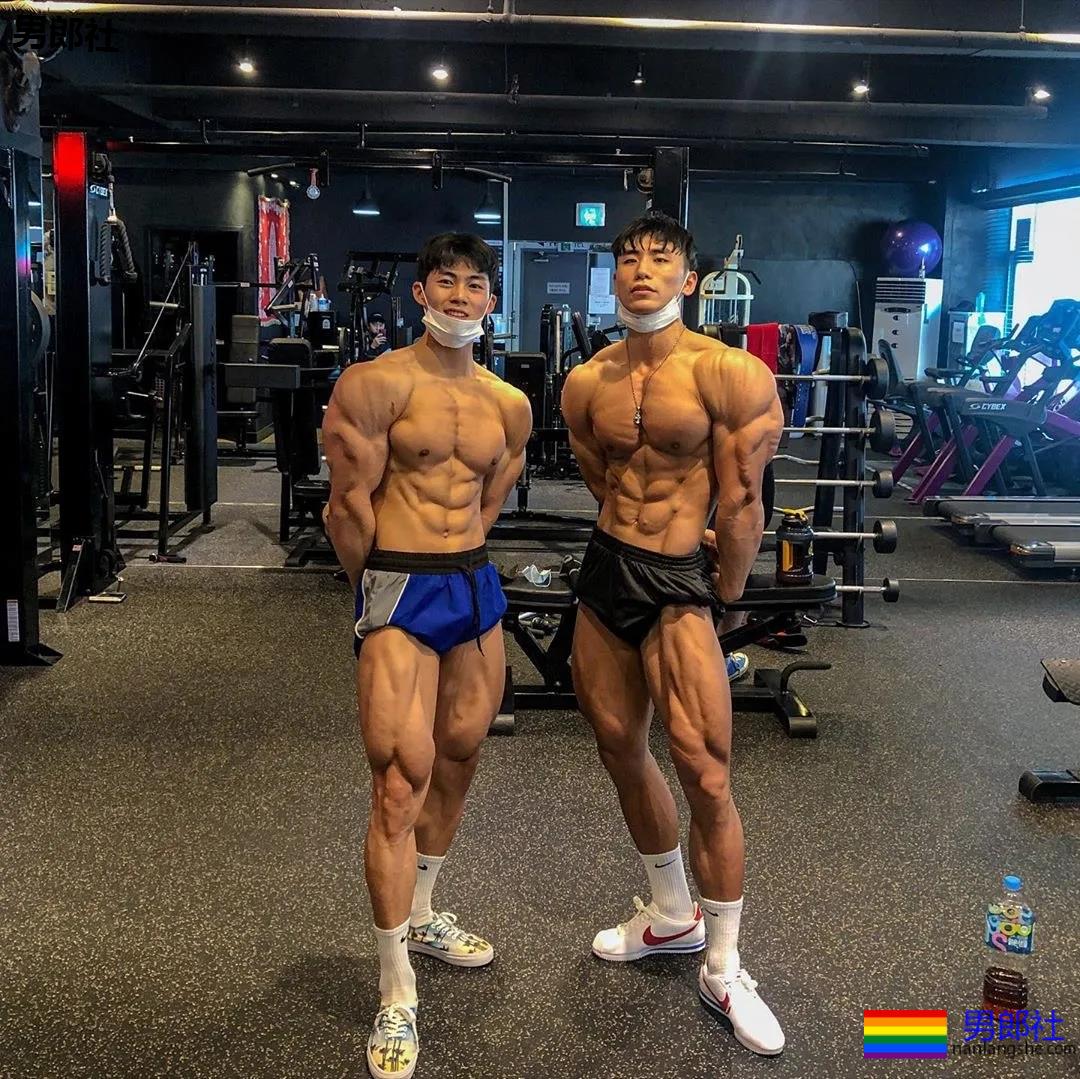 INS上帅到模糊的小狼狗,与比赛对手关系匪浅,视频中荷尔蒙气息扑鼻而来 - 51虹马 INS上帅到模糊的小狼狗,与比赛对手关系匪浅,视频中荷尔蒙气息扑鼻而来 - 51虹马