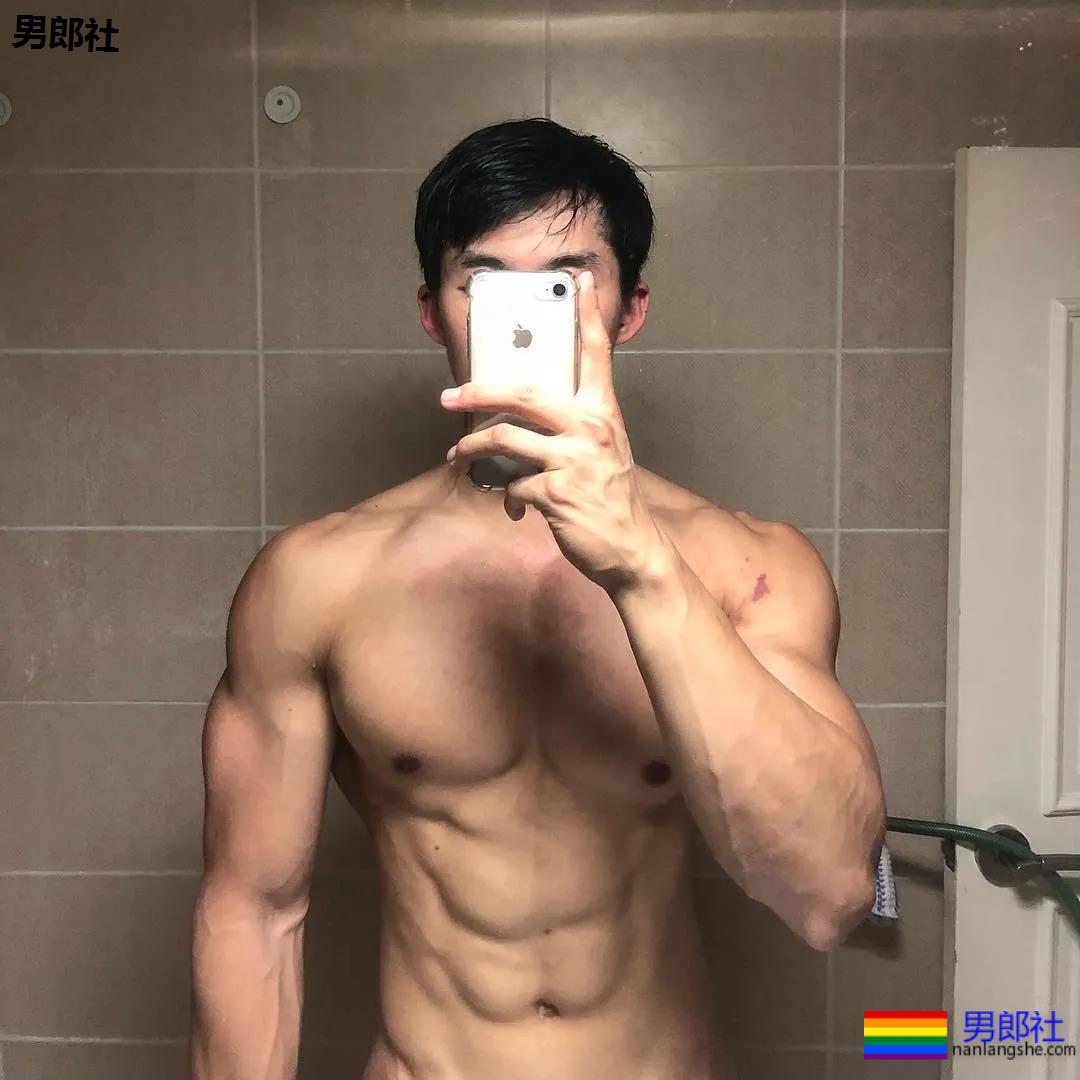 INS上帅到模糊的小狼狗,与比赛对手关系匪浅,视频中荷尔蒙气息扑鼻而来 - 51虹马 INS上帅到模糊的小狼狗,与比赛对手关系匪浅,视频中荷尔蒙气息扑鼻而来 - 51虹马