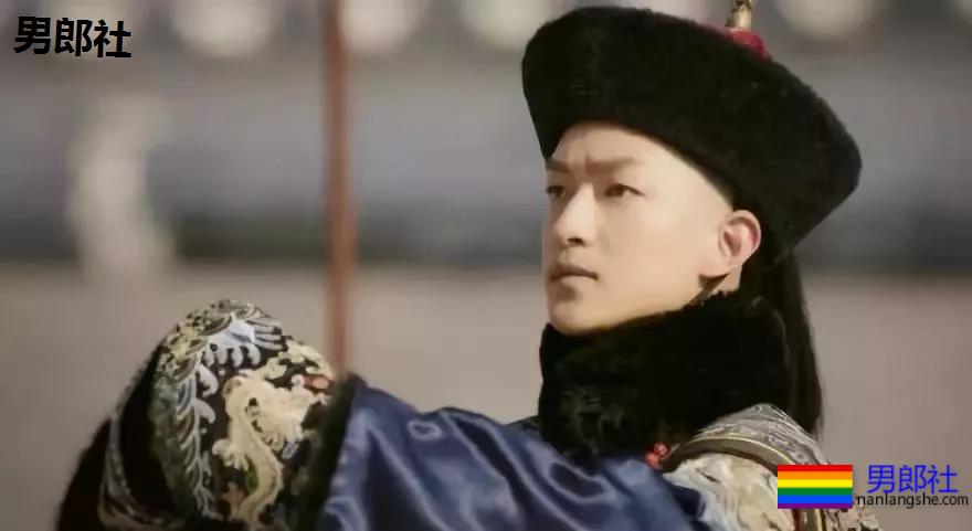 主仆协议、舔马桶盖…屈楚萧特殊癖好被扒了个底儿掉！ - 51虹马