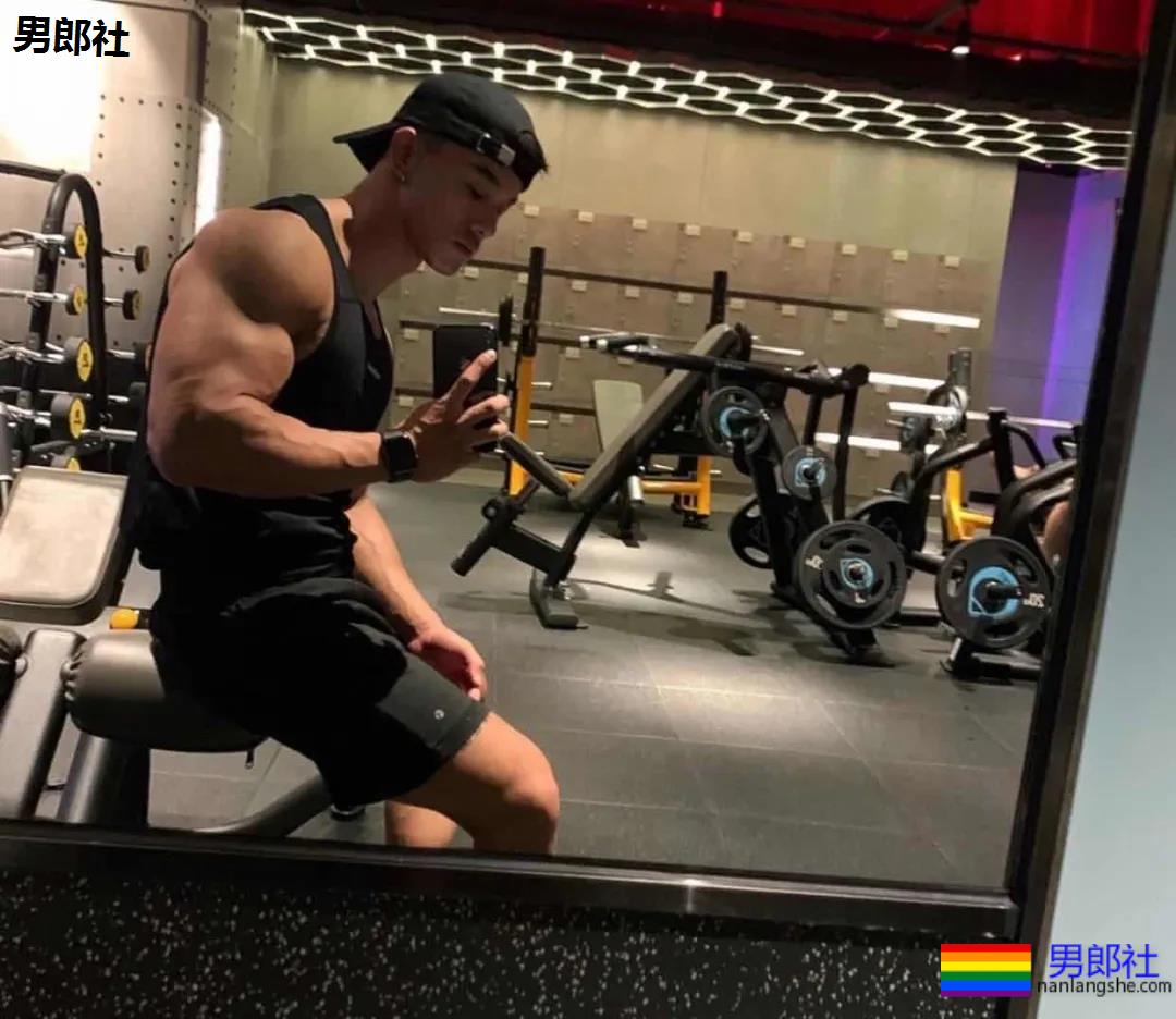 大到鸡叫！没有馋哭小伙伴的尺寸，哪敢称鸡王？！ - 51虹马