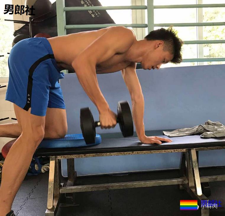 186CM体坛翘臀小野豹走红，这看点不输宁泽涛陈艾森！ - 51虹马