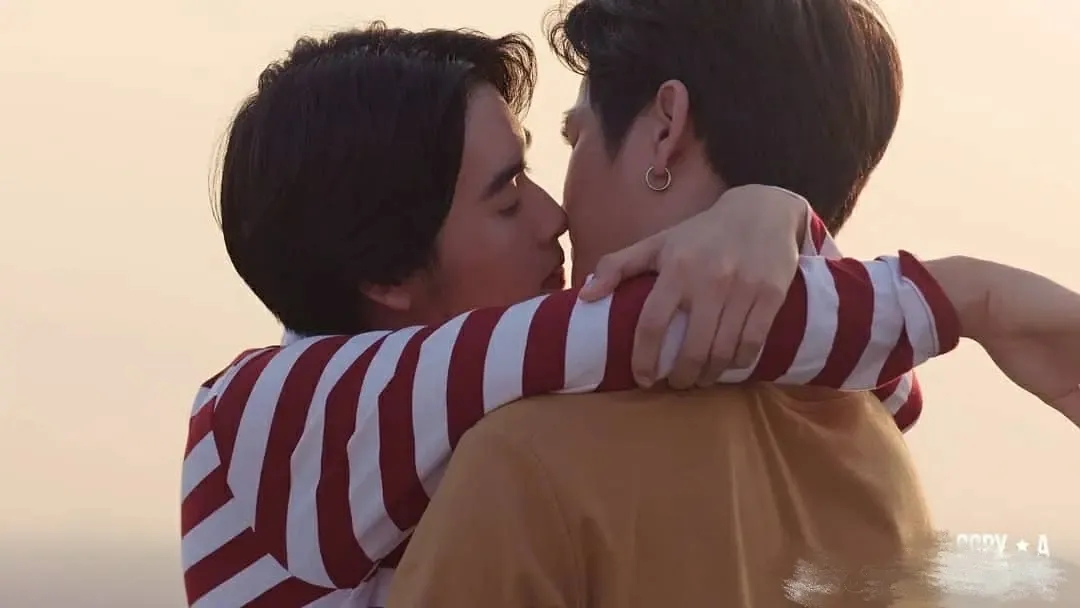 直男强掰男二 男三（富二代）吃醋 第一集就高能！| 新剧推荐 - 51虹马