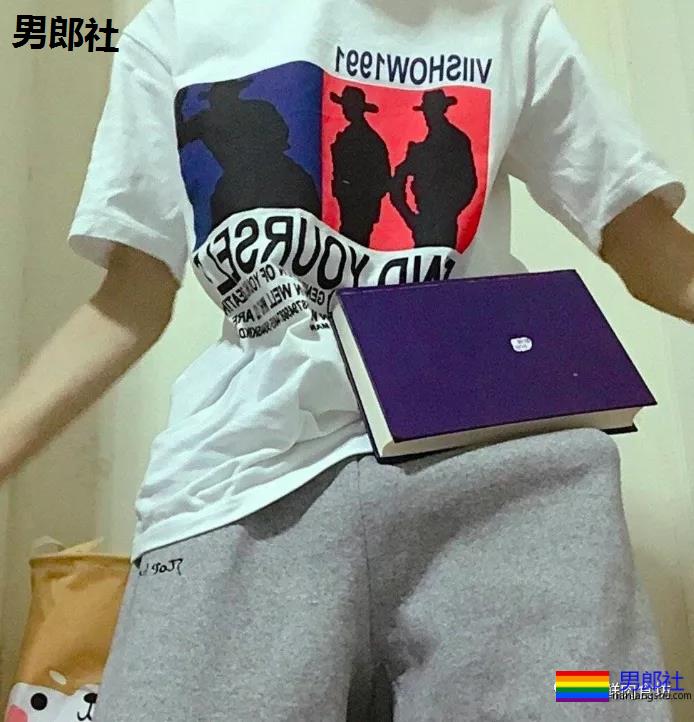 最近火遍gay圈的“机顶盒挑战”！玩的居然这么大～ - 51虹马