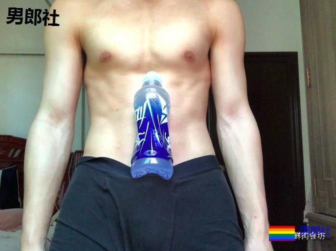 最近火遍gay圈的“机顶盒挑战”！玩的居然这么大～ - 51虹马