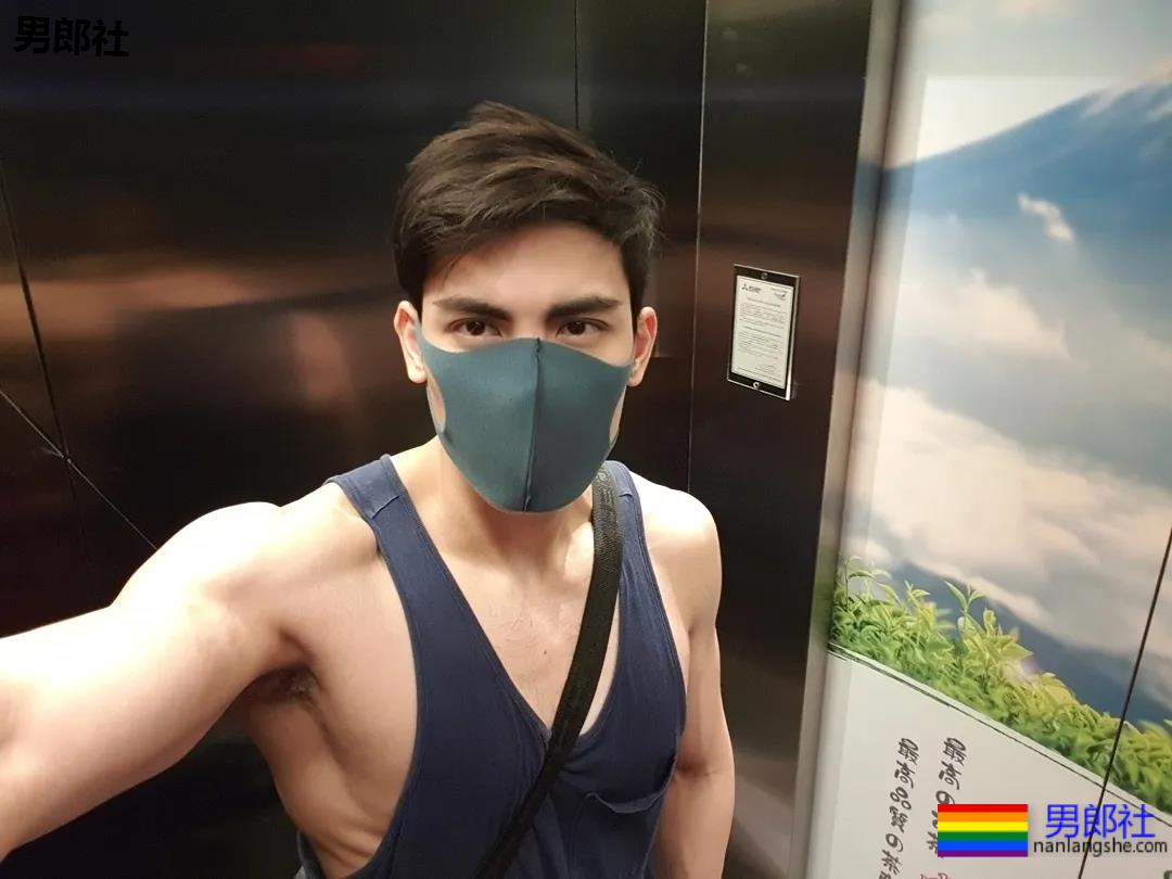 高梁鼻大筋霸私教小哥，腱子肉公狗腰大長肌，馋他！ - 51虹马