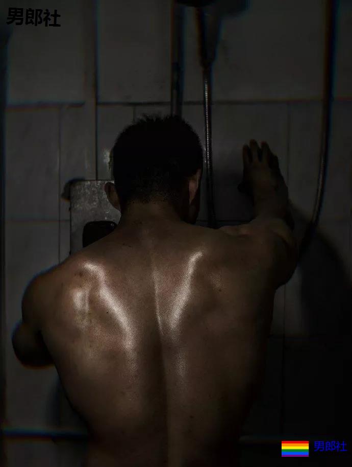 95后体育生发堉超强！实力优秀大于18cm！ - 51虹马