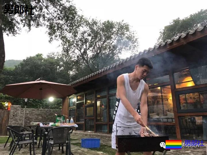 给你带来惊喜的运动小哥哥-51虹马