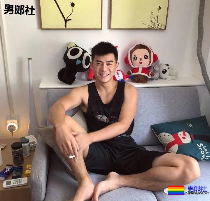 给你带来惊喜的运动小哥哥 - 51虹马 给你带来惊喜的运动小哥哥 - 51虹马