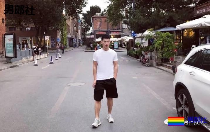 给你带来惊喜的运动小哥哥 - 51虹马 给你带来惊喜的运动小哥哥 - 51虹马