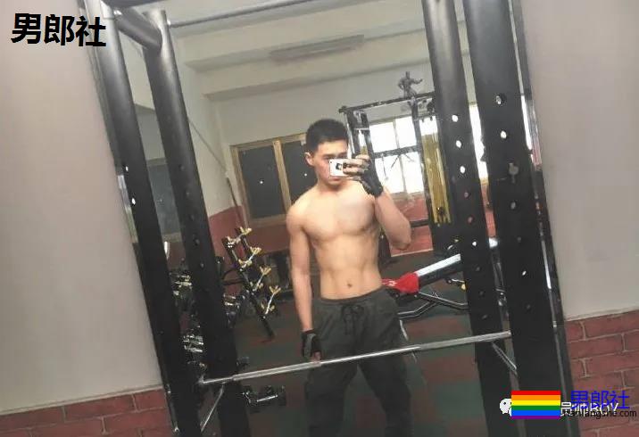 给你带来惊喜的运动小哥哥 - 51虹马 给你带来惊喜的运动小哥哥 - 51虹马