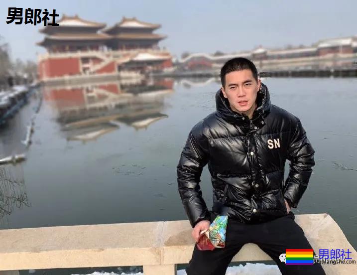 给你带来惊喜的运动小哥哥 - 51虹马 给你带来惊喜的运动小哥哥 - 51虹马