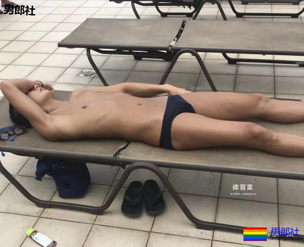 男票和前任开F录小视频在手机里被我发现了,小~0还挺大..... - 51虹马 男票和前任开F录小视频在手机里被我发现了,小~0还挺大..... - 51虹马