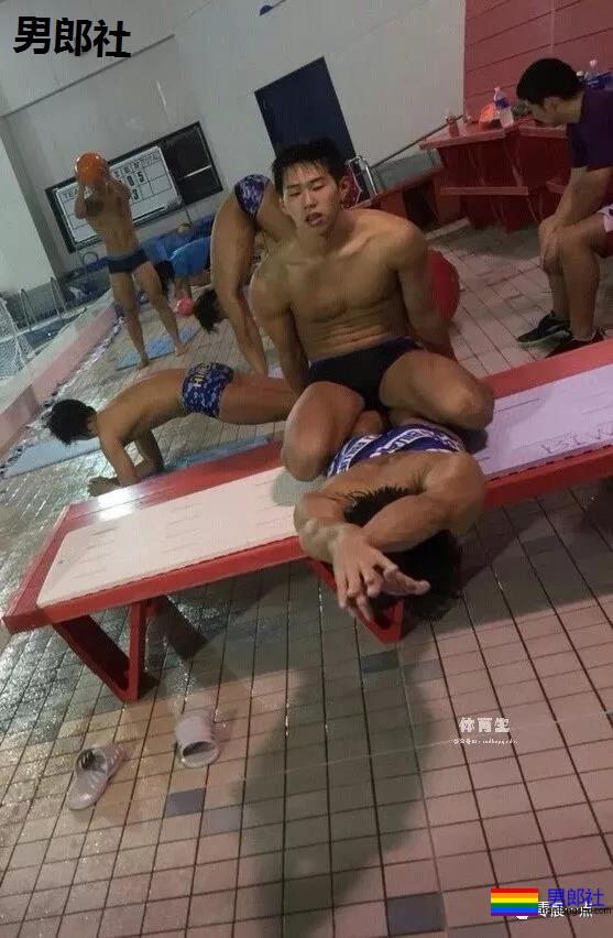 男票和前任开F录小视频在手机里被我发现了,小~0还挺大..... - 51虹马 男票和前任开F录小视频在手机里被我发现了,小~0还挺大..... - 51虹马