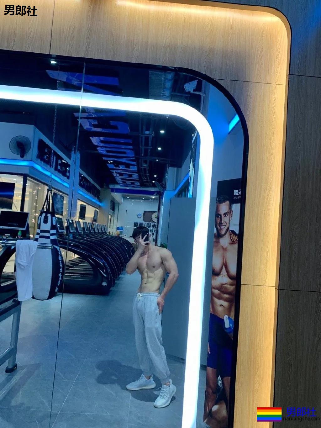 选个体育生做男友,发堉超好的那种! - 51虹马 选个体育生做男友,发堉超好的那种! - 51虹马